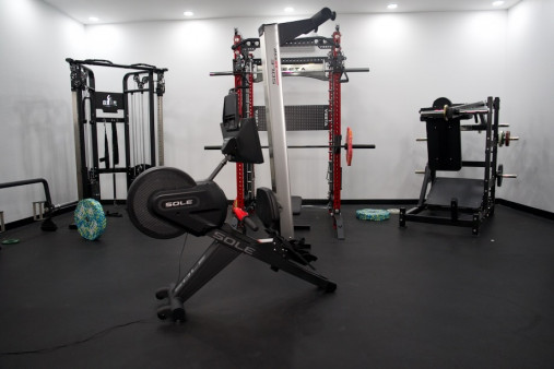 Гребной тренажер аэромагнитный Sole SR550 (2023) Гребной тренажер аэромагнитный Sole SR550 (2023)