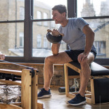 NOHrD Swing Board Настенный набор гантелей, материал: дуб, общий вес: 40 кг