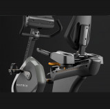 Matrix Performance LED Горизонтальный велотренажер