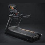 Matrix Performance Plus с консолью Touch Base Беговая дорожка